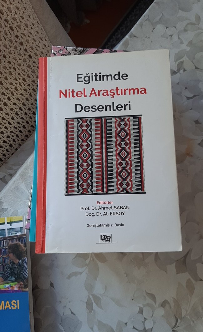 Eğitimde Nitel Araştırma Desenleri Kitabı - Görsel 3