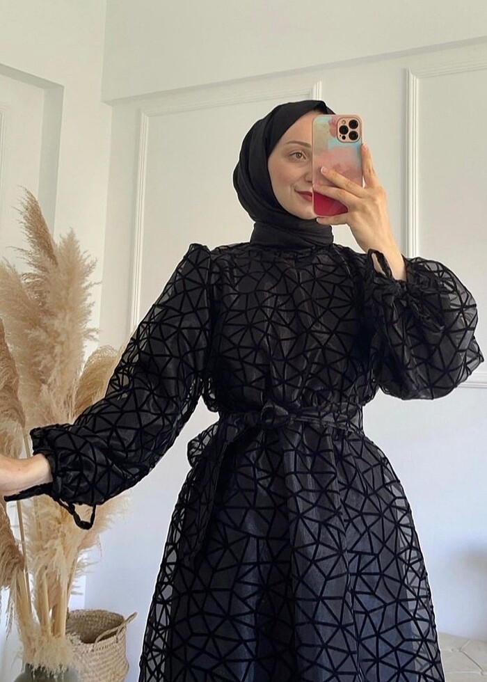 Siyah abiye
 - Görsel 2