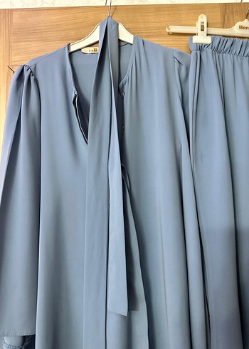 Mavi İpek Dokulu Uzun Kadın Takım - Görsel 2