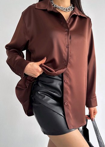 Kahverengi Kadın V Yakalı Saten Gömlek - Görsel 2