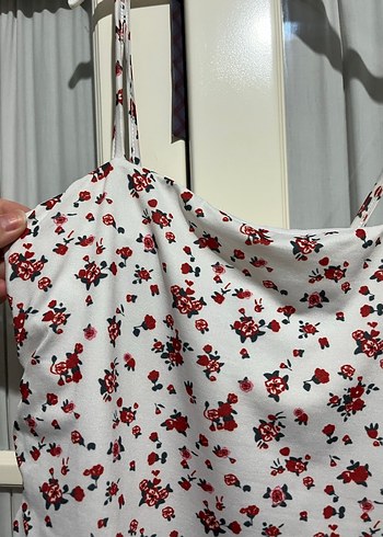 Beyaz Çiçek Desenli Uzun Askılı Elbise - Görsel 5