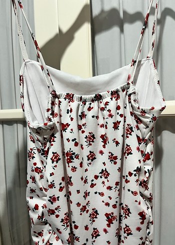 Beyaz Çiçek Desenli Uzun Askılı Elbise - Görsel 7