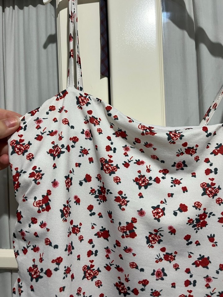 Beyaz Çiçek Desenli Uzun Askılı Elbise - Görsel 5