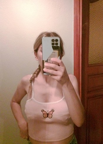 s Beden Nakışlı Kelebek Desenli mini crop