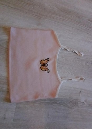 Nakışlı Kelebek Desenli mini crop