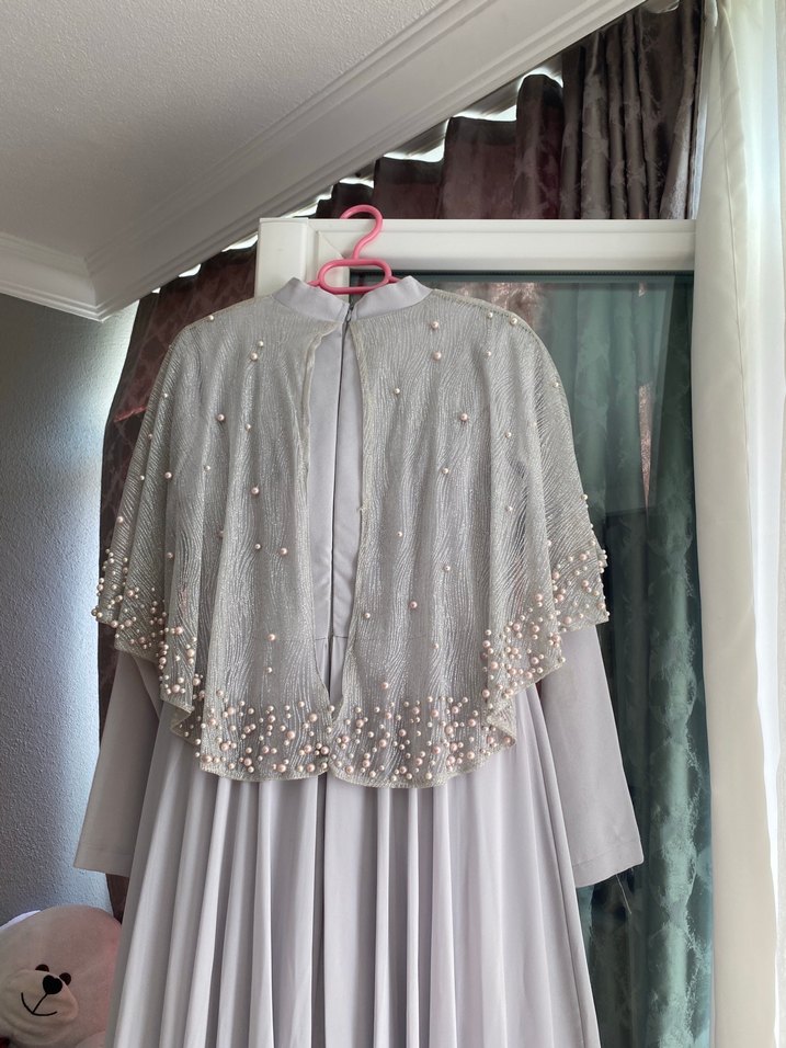 Gri gece elbises - Görsel 3