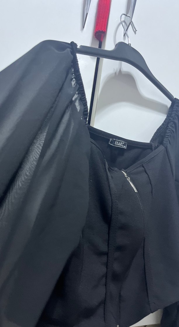 Siyah koları astarlı bluz - Görsel 4