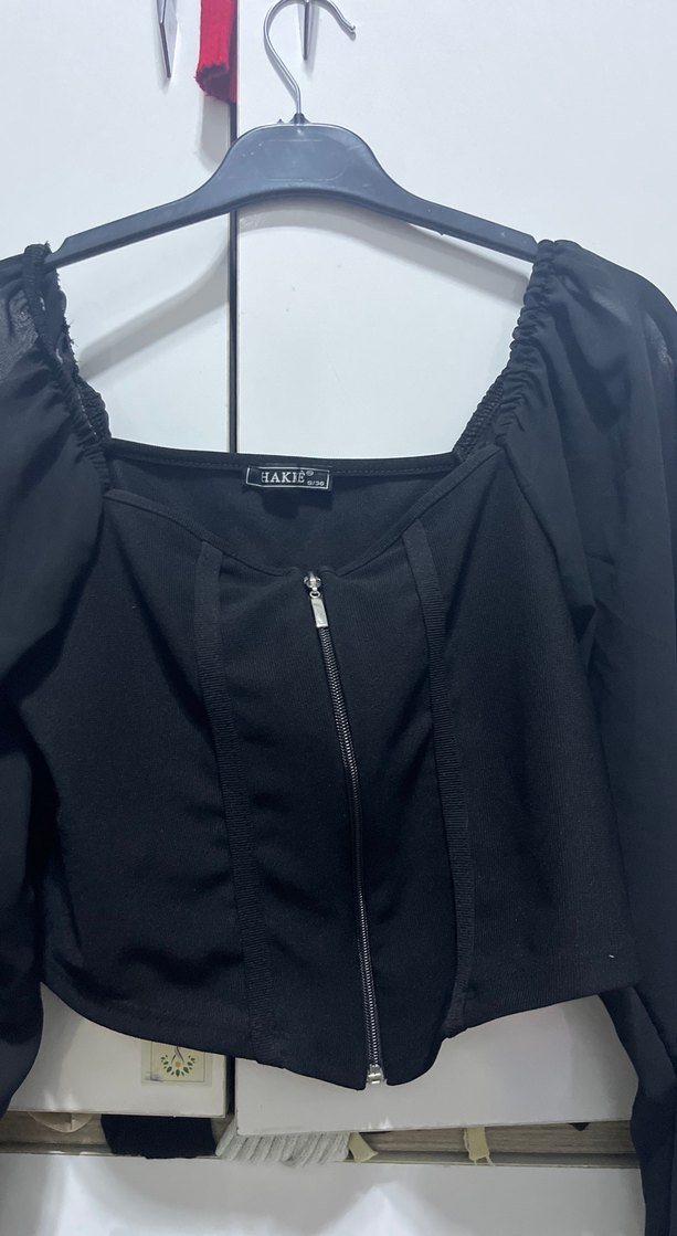 Siyah koları astarlı bluz - Görsel 2