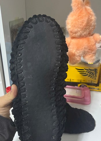 Nakışlı Siyah Örgü Kadın Terlik - Görsel 3