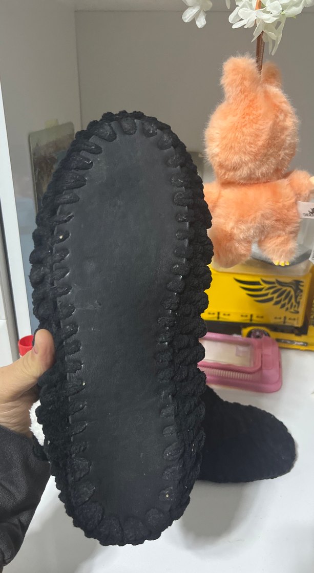 Nakışlı Siyah Örgü Kadın Terlik - Görsel 3