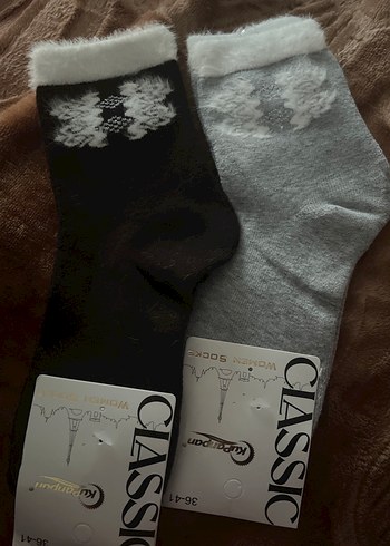 Kız Çocuk Gri ve Siyah Sıcak Çoraplar - Görsel 2