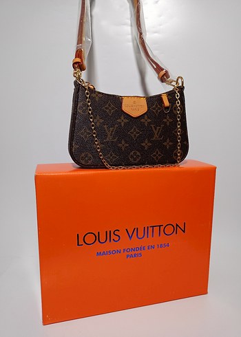  Beden Louis Vuitton Baget Çanta