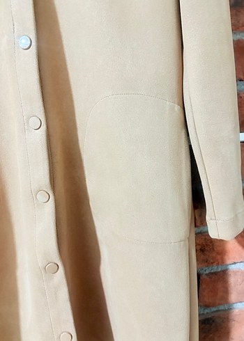 Kürk Detaylı Bej Süet Uzun Kadın Kaban - Görsel 4