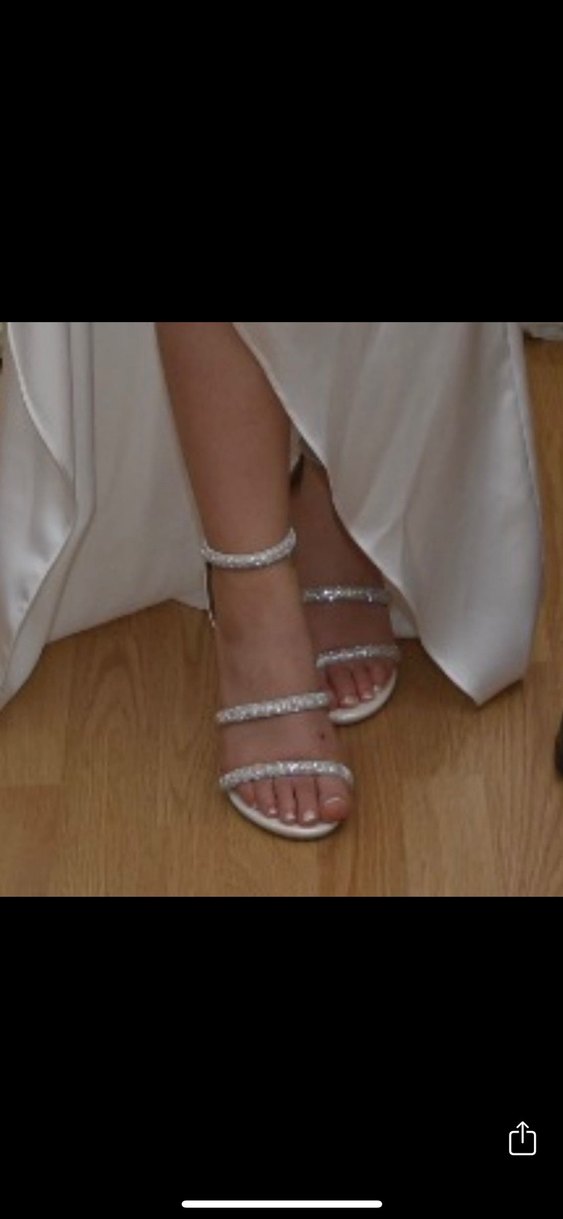 Beyaz Parlak Taşlı İnce Topuklu Kadın Abiye Ayakkabı - Görsel 3