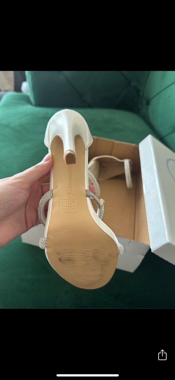 Beyaz Parlak Taşlı İnce Topuklu Kadın Abiye Ayakkabı - Görsel 5