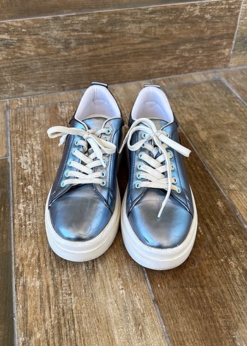 Mavi Metalik Platform Spor Ayakkabı
