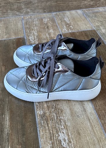 Hotiç Gri Spor Kadın Sneakers Düz Tabanlı