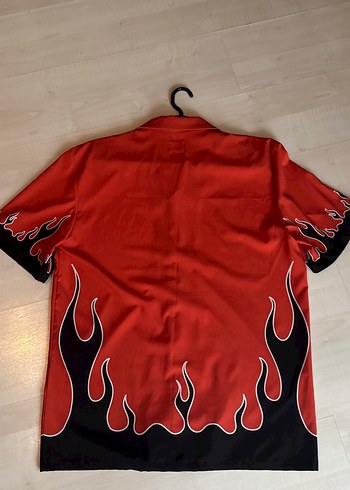 Düğmeli Kısa Kollu Koyu turuncu siyah alev  Baskılı Erkek Gömlek - Görsel 2