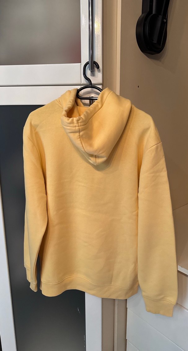 Sarı Kapüşonlu Sweatshirt - Görsel 2