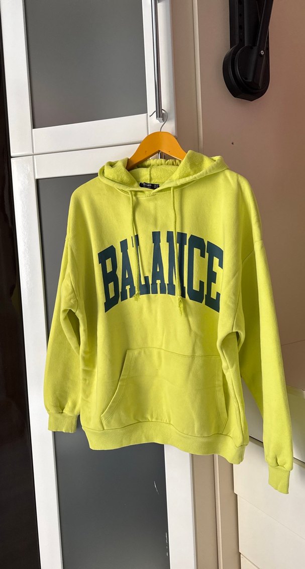 Sarı Baskılı Kapüşonlu Sweatshirt - Görsel 4