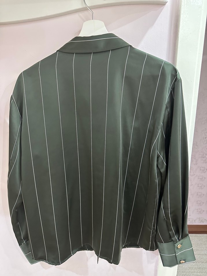 Düğmeli Çizgili Kadın Gömlek - Görsel 3