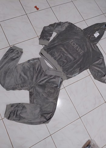 Gri Kadın Kapüşonlu Rahat Eşofman Takımı kadife