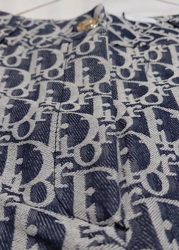26 Beden Düğmeli Gri Mavi Denim Kadın şort