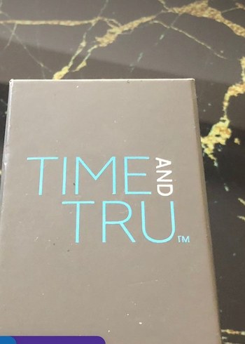 Zincir Detaylı Minimalist Kadın Saati - Görsel 2