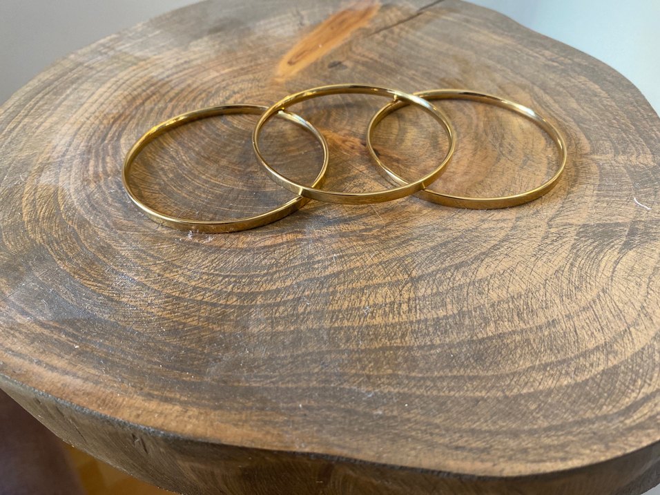 Parlak Altın Renkli Ajda bilezik - Görsel 3