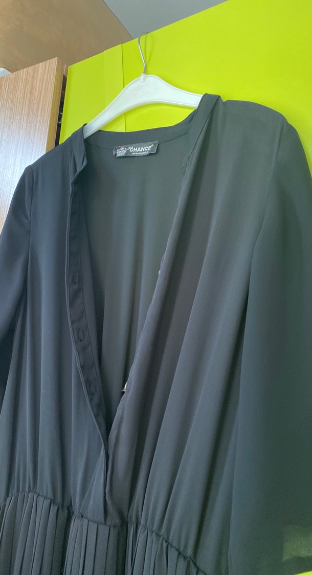 Kadın Siyah Pilili Uzun Elbise - Görsel 2