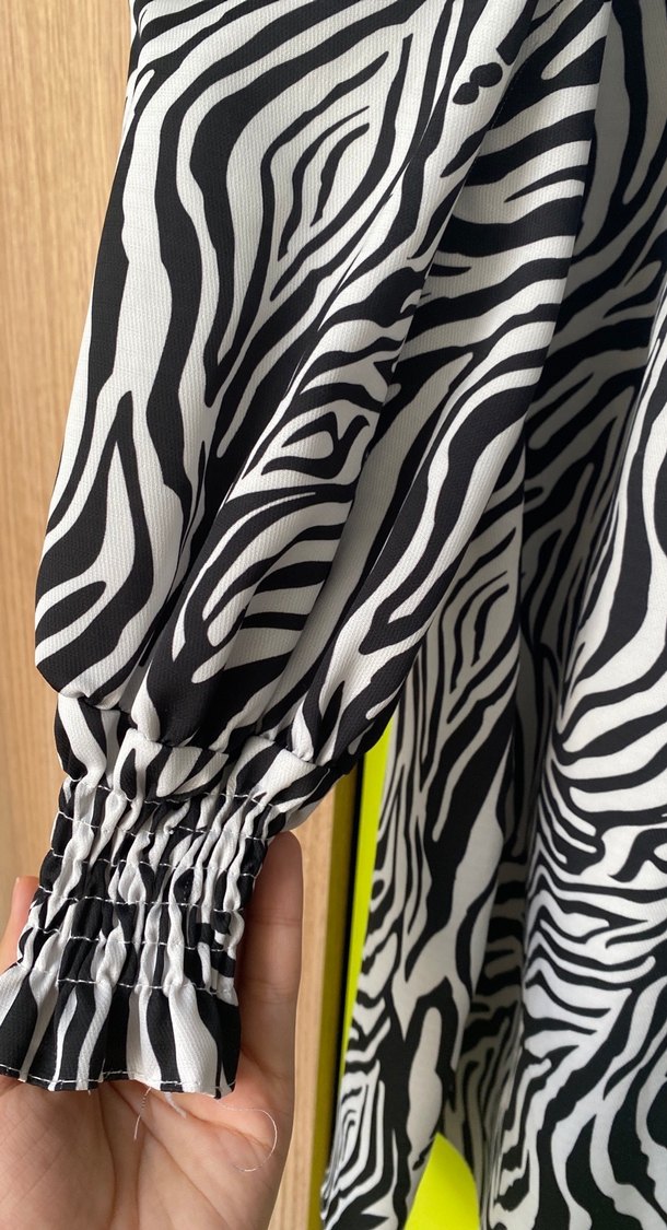 Zebra Desenli Kadın Uzun Kollu Tunik - Görsel 4