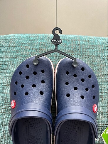 36 Beden Lacivert Crocs Terlik