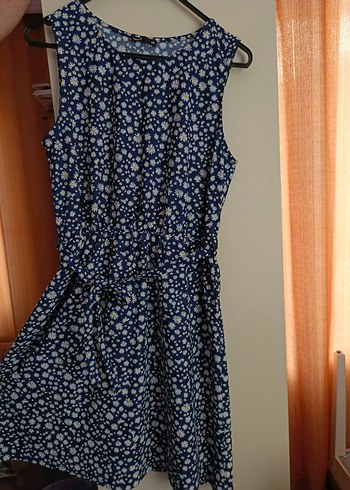 Lacivert Çiçek Desenli Midi Elbise - Görsel 5