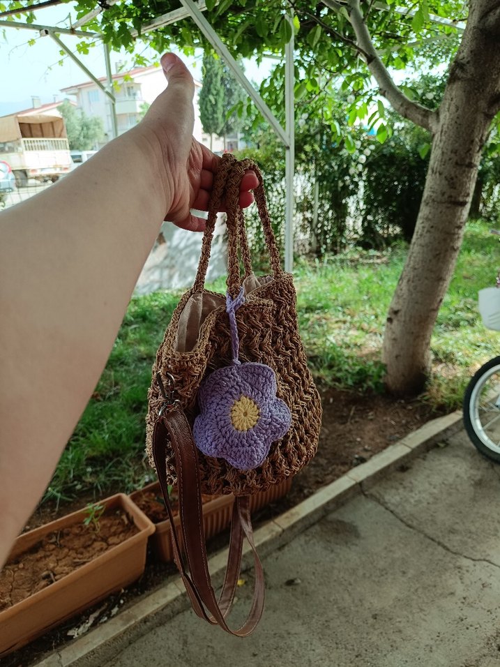 Mor Çiçek Desenli El Örgüsü Kulaklık Kılıfı - Görsel 5