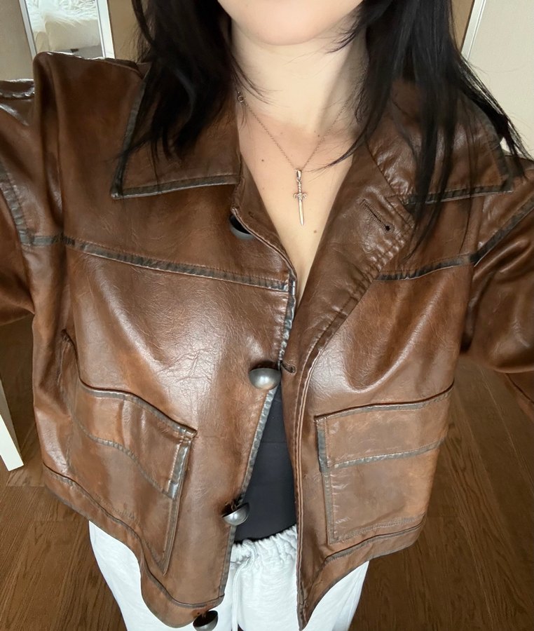Düğmeli Kahverengi Kadın Deri Ceket - Görsel 3