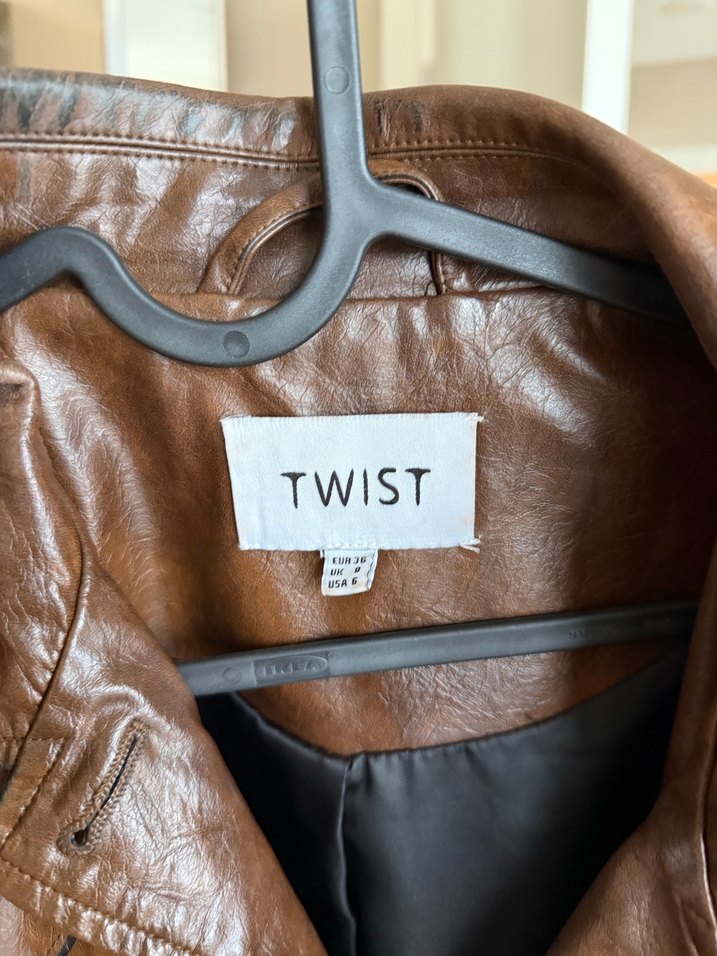 Düğmeli Kahverengi Kadın Deri Ceket - Görsel 4