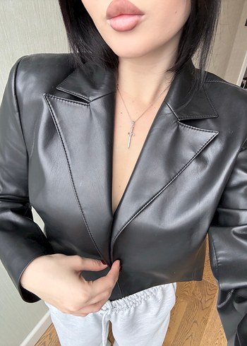 Düğmeli Siyah Mini Deri Ceket - Görsel 2