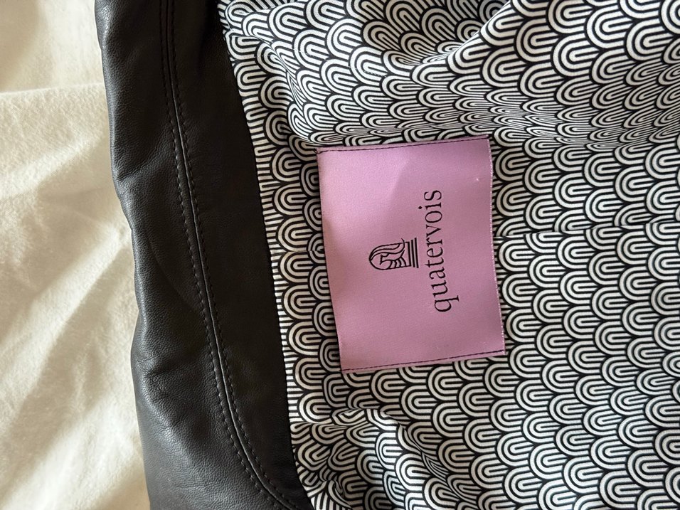 Düğmeli Siyah Mini Deri Ceket - Görsel 4