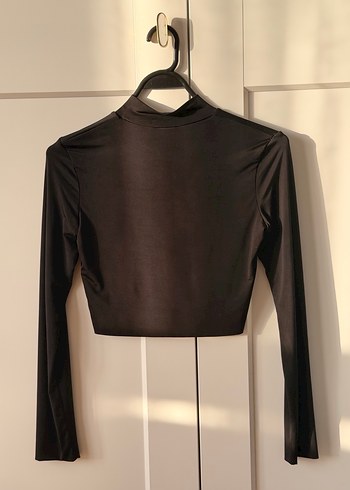 Uzun Kollu Siyah Crop Top - Görsel 2