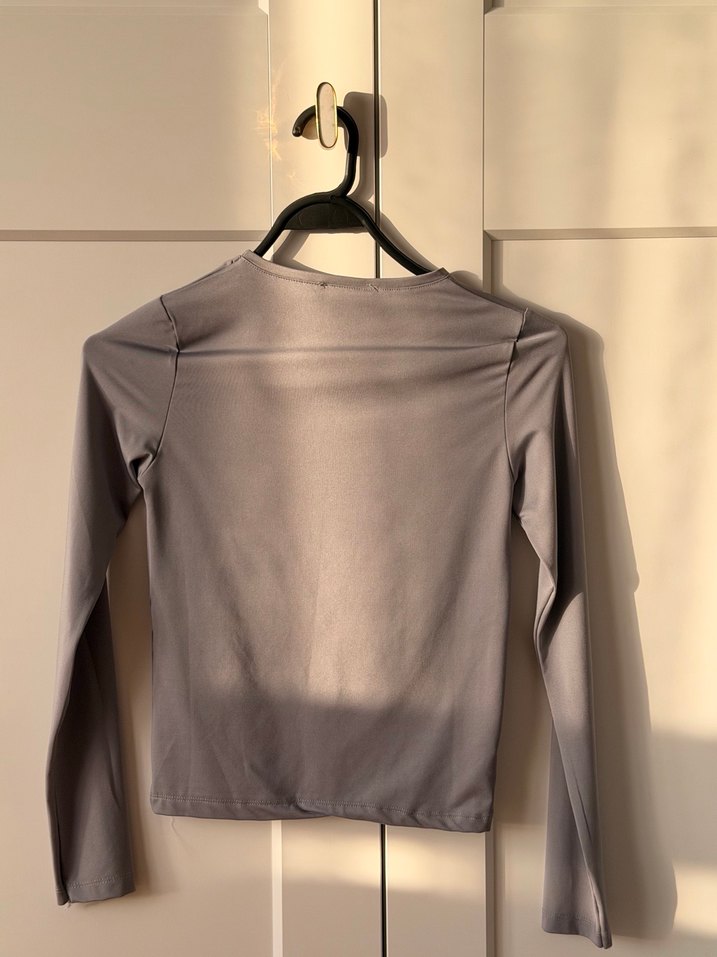 Gri Kadın Uzun Kollu İnce Tişört - Görsel 2
