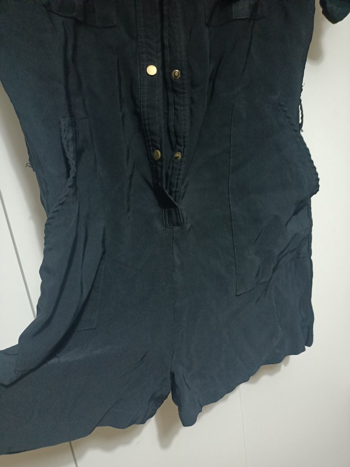 Zara Düğmeli Siyah Kısa Kollu Kadın Tulum - Görsel 3