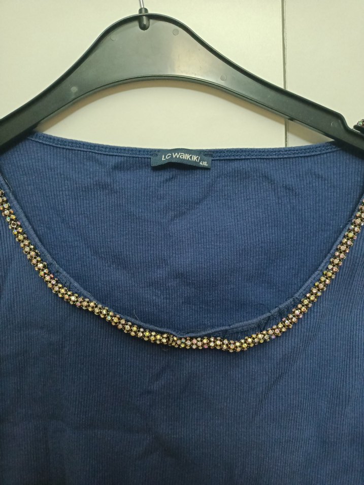 Zincir Detaylı Kolsuz Lacivert Kadın Yelek - Görsel 2