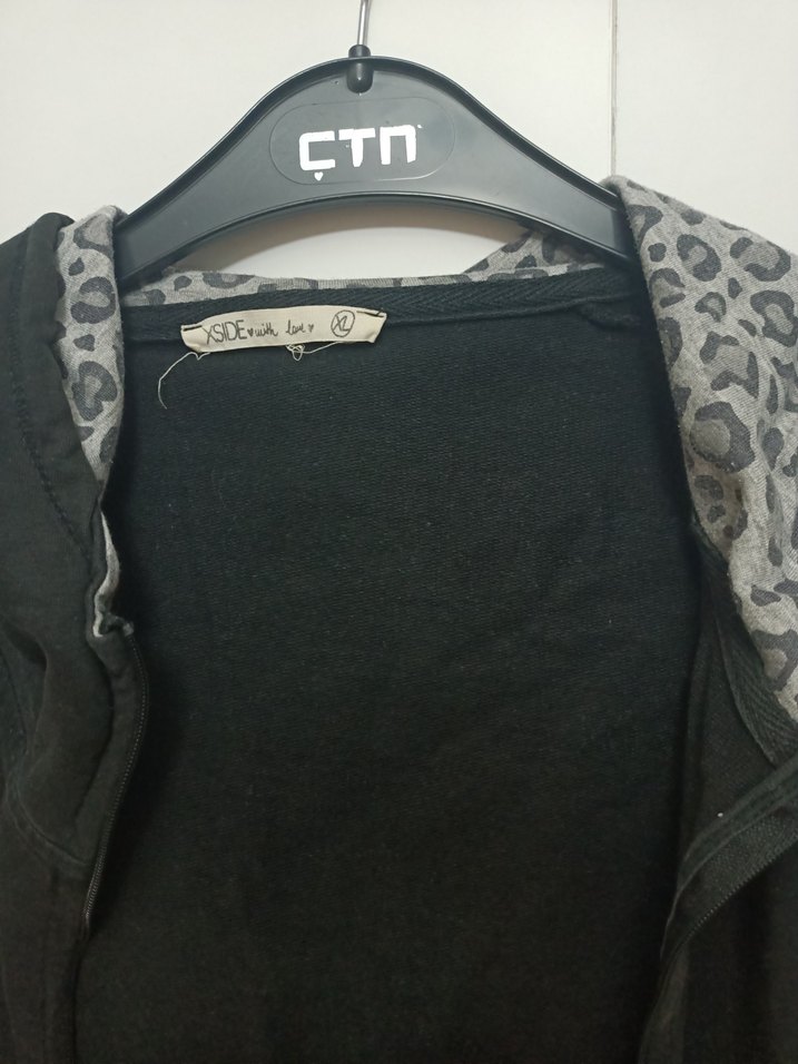 Gri Kapüşonlu Kadın Ceket - Görsel 2