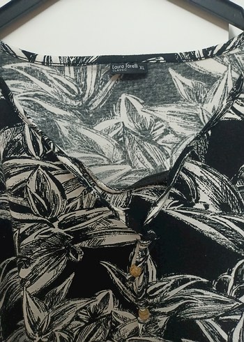 V Yaka Siyah Gri Baskılı Midi Elbise - Görsel 2