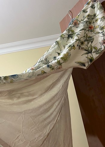 Çiçek Desenli Rahat Kesim Kadın Bluz - Görsel 2