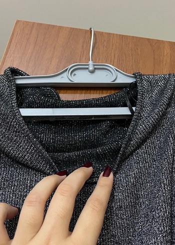 Kadın simli Yarım Omuz Bluz - Görsel 4