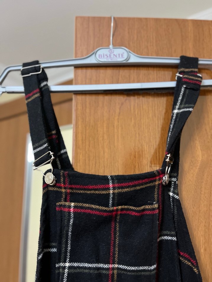 Kızlar için Kareli Askılı Tokalı Siyah Tulum - Görsel 3