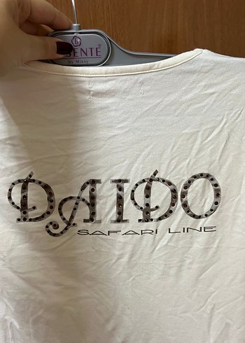 Uzun Kollu V Yakalı Beyaz Keten Bluz - Görsel 3