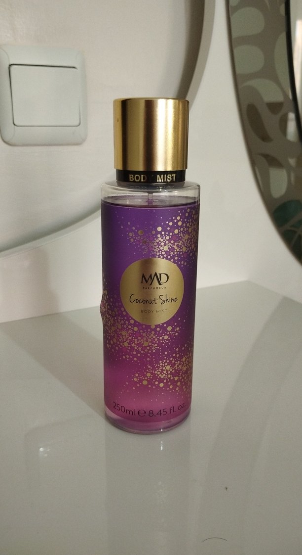 MAD Coconut Shine Body Mist 250ml - Görsel 3