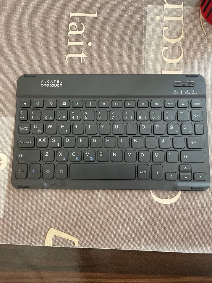 Alcatel OneTouch Siyah Kablosuz Klavye - Görsel 2